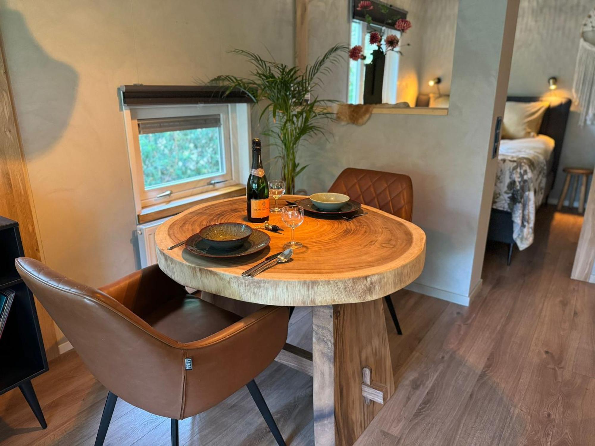 Sfeervol Chalet De Dassenburcht Emst Luaran gambar
