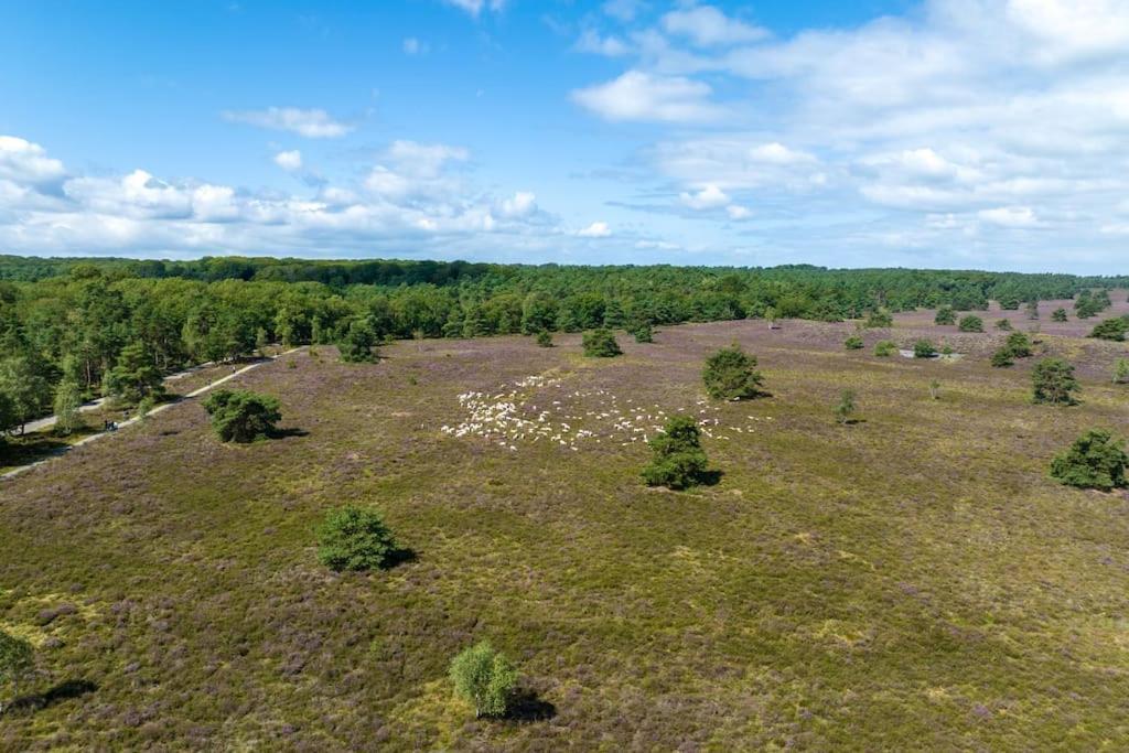 Sfeervol Chalet De Dassenburcht Emst Luaran gambar